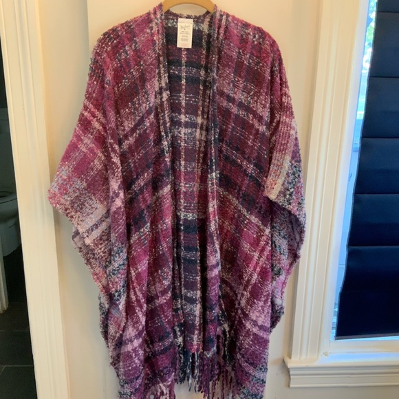 Woolrich Multicolor Plaid Shawl with Fringe one size.  SKU 2737 j - Picture 1 of 3